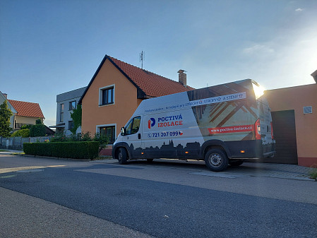 Izolace stropu zděného domu v Bříství na Nymbursku